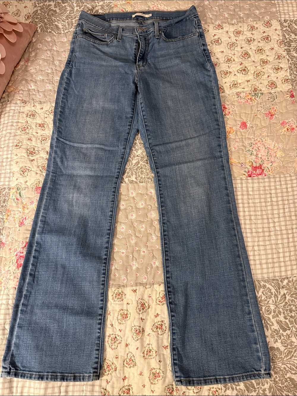 Levi’s slimming Women's Blue Bootcut Jeans
